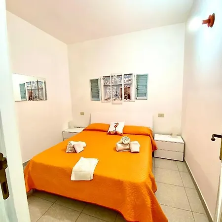 Fronte Mare סנטה טרזה גאיורה